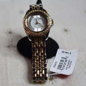 NWT Relic By Fossil Quartz Gold/Silver Tone Rhinestone Mint Condition Watch